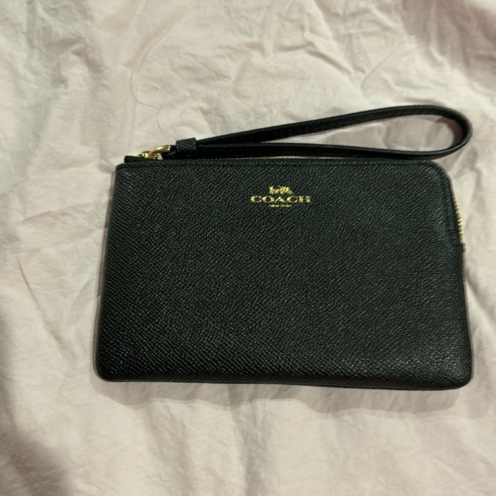 Coach small wristlet black/gold